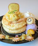 ＜トピックス＞秋限定の芋・栗パンケーキ　ひよこカフェ