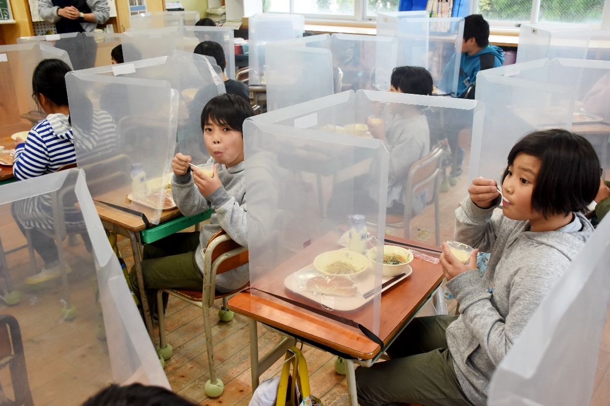 植物生まれのプッチンプリン」が給食に 唐津市内小学校、アレルギー対応 | まちの話題 | 佐賀新聞ニュース | 佐賀新聞