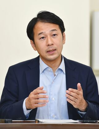 佐賀市長選候補者６人の横顔　坂井英隆氏